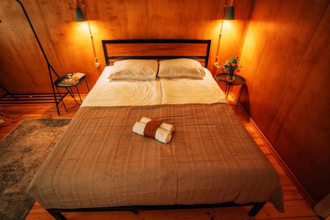 Brotseulebi Hotel Амбролаури Екстериор снимка